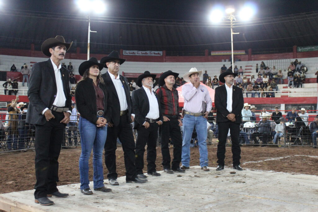 EMOTIVO HOMENAJE A DON ALEJO AGUILAR EXPO GANADERA 2025